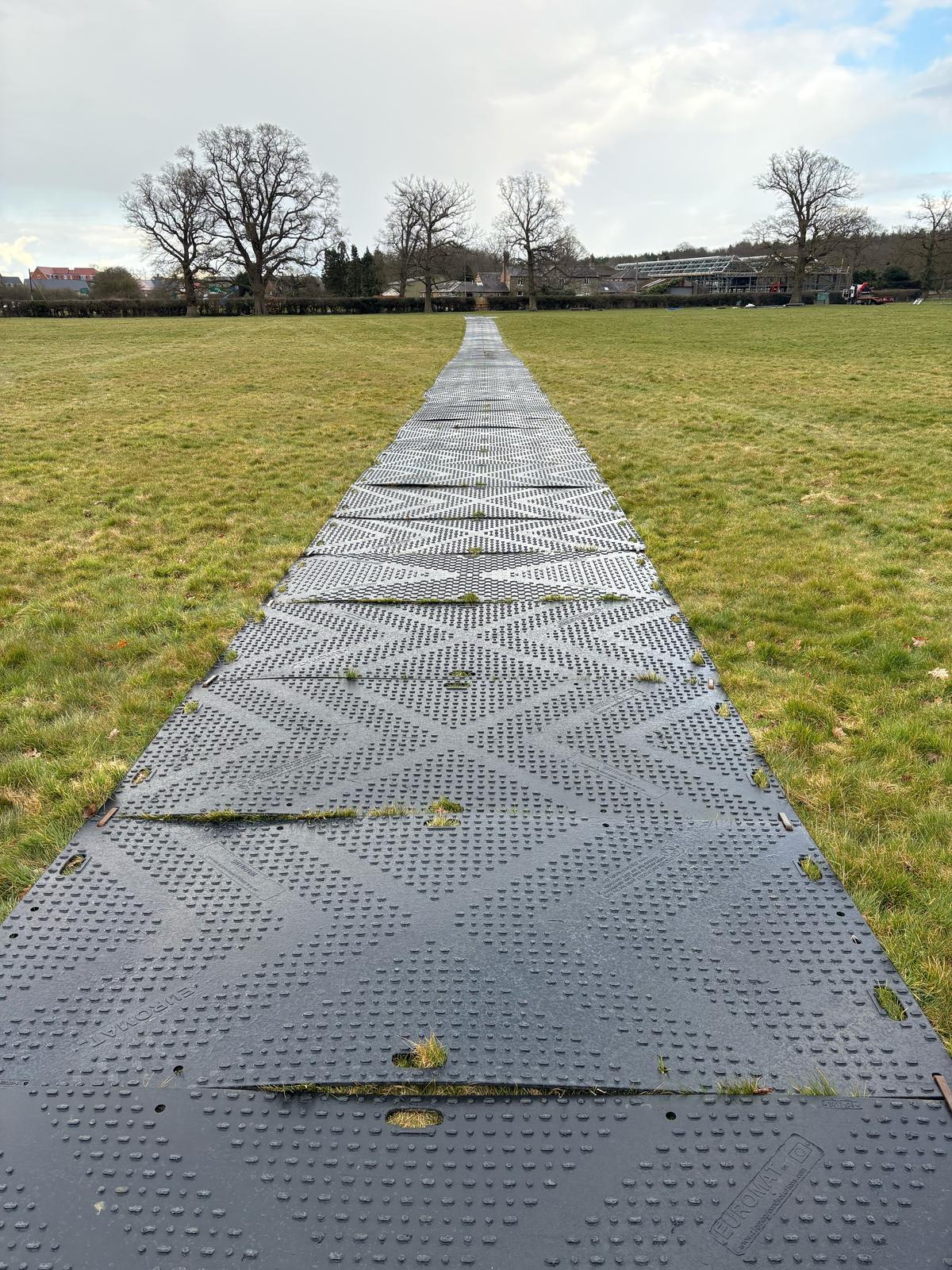 The 260m-long and 2.5m-wide track of Zigmats provided ground protection for 500 cars at the British Middle Distance Orienteering Championships.